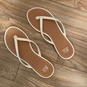 Like new Montego Bay sandals